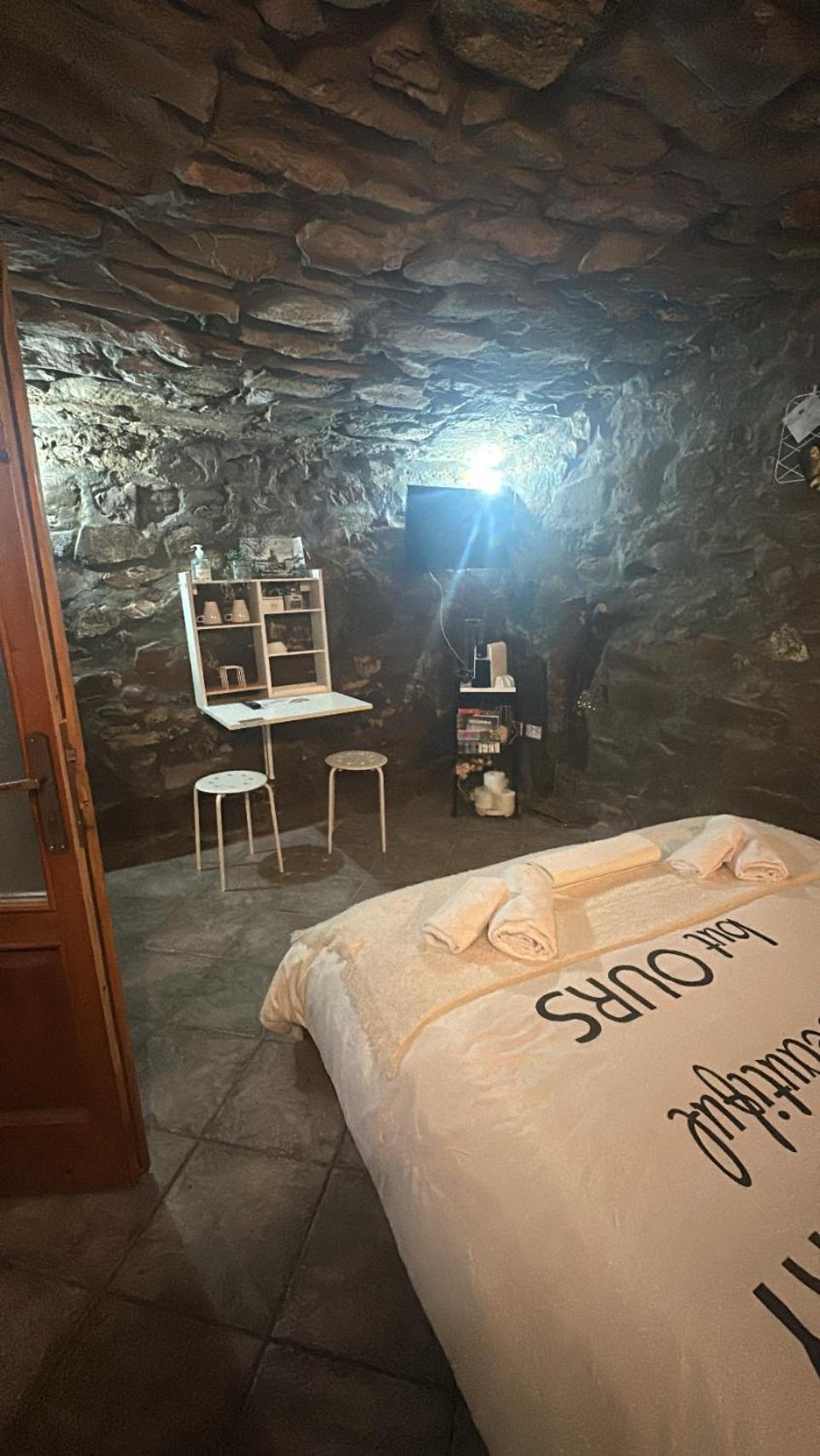 La Grotta Di Leonardo A Vinci Hotell Quarrata Eksteriør bilde